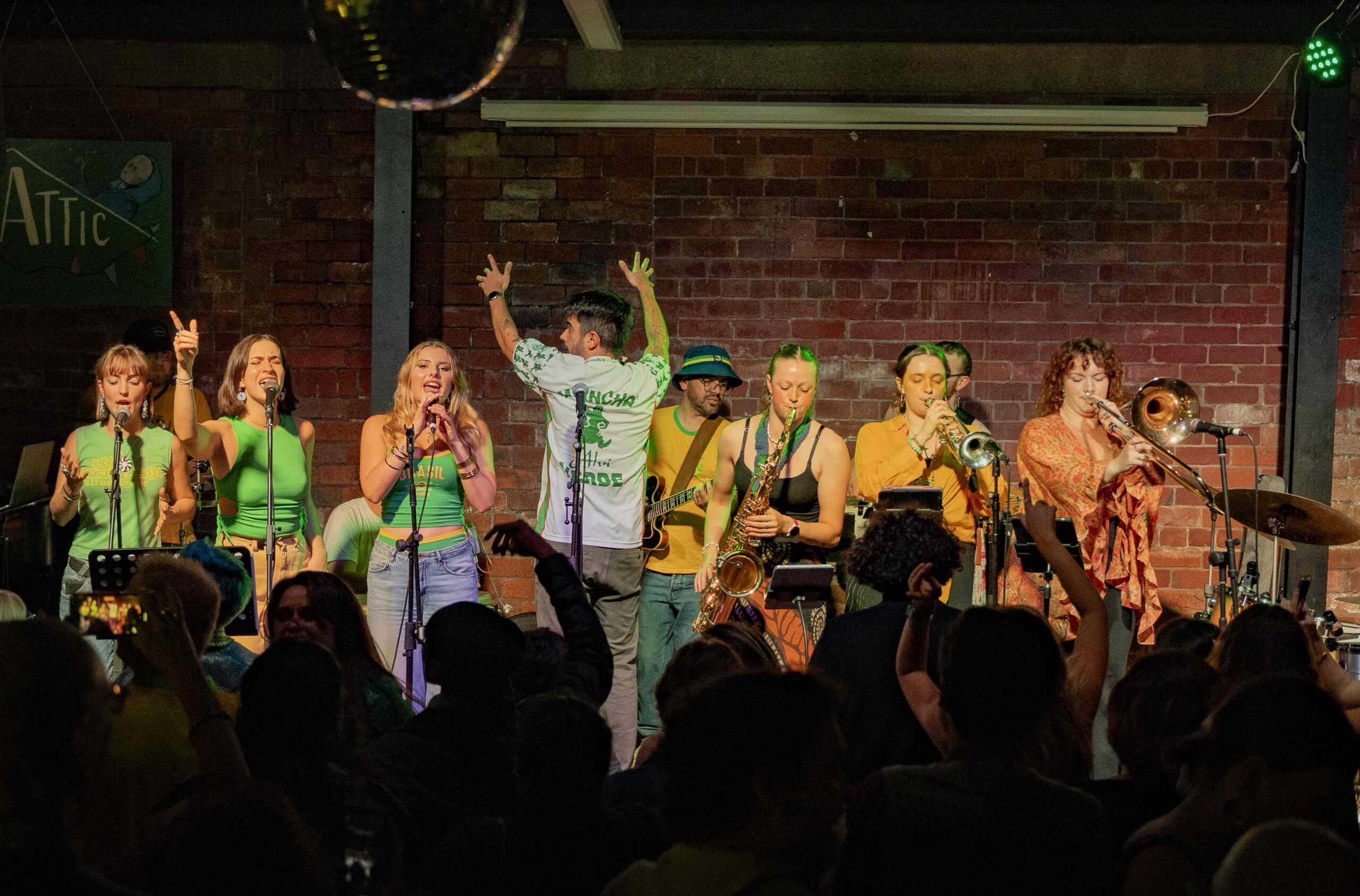 Gustavo Andrade & The Brasukas