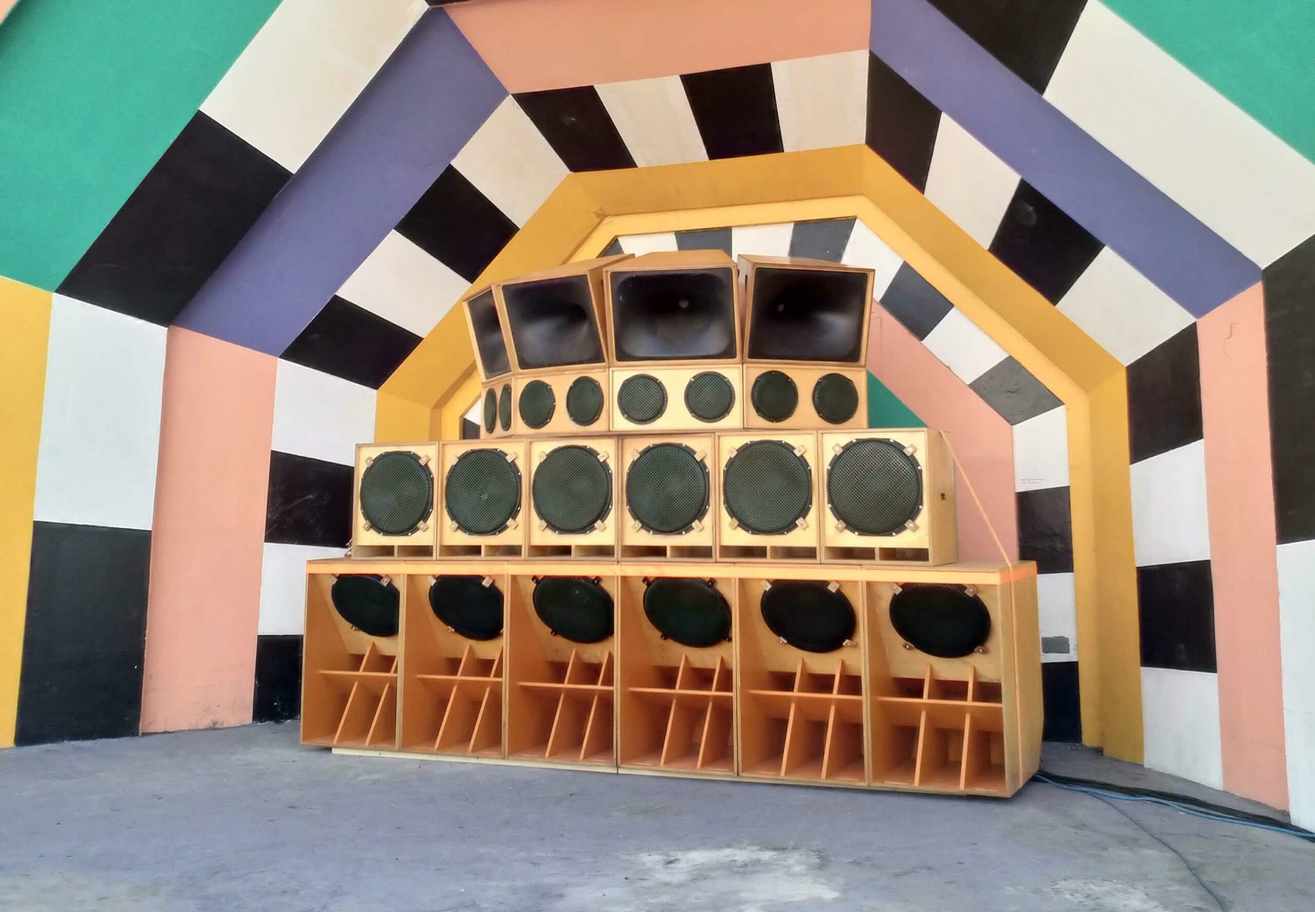 Day & Night Refugee Fundraiser (Skull Rub X HIGH HATS X Felt Sound System)